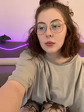 cinnabon  online show from 02-21-26, 04:08