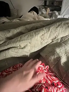 INboy95 online show from 12-20-25, 04:19