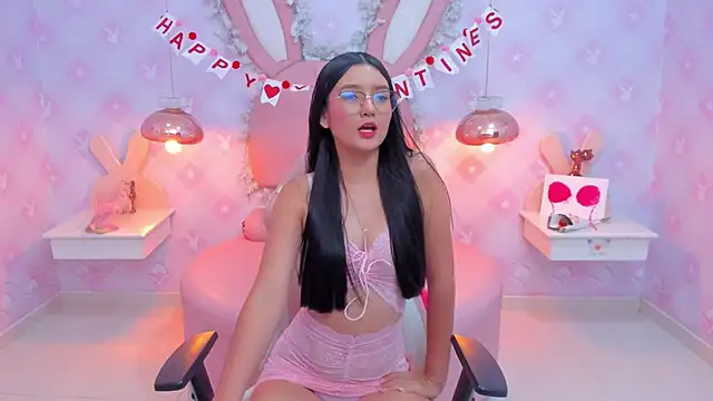 Saraa Skinny online show from 02-15-25, 03:06