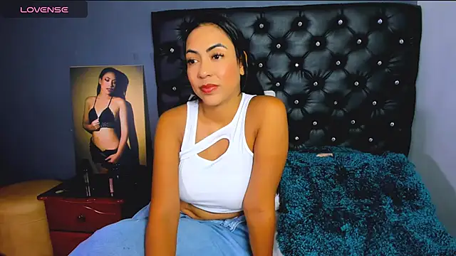 catalinamuss  online show from 07-15-26, 02:11