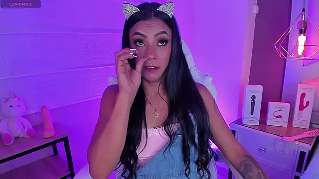 Amber villalobos  online show from 03-05-26, 02:07