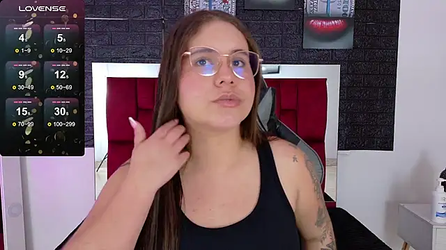 Snapshot of April1_sc chatting on 11-30-25, 12:31 April1 sc online show from 11-30-25, 12:31