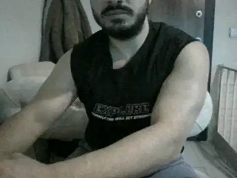 Snapshot of DateMike94 chatting on 01-11-25, 09:15 DateMike94 online show from 01-11-25, 09:15