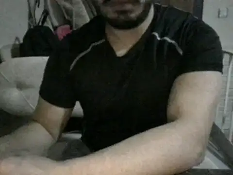 Snapshot of DateMike94 chatting on 01-24-25, 11:34 DateMike94 online show from 01-24-25, 11:34