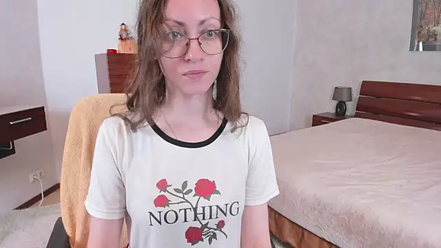 Pantyhose Mila online show from 06-16-26, 07:38