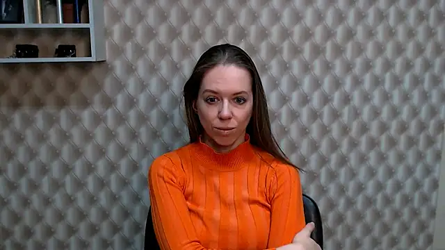 Snapshot of GloriaSi_ chatting on 02-14-25, 10:28 GloriaSi online show from 02-14-25, 10:28