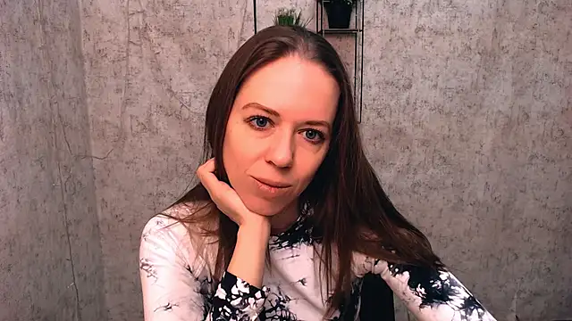 Snapshot of GloriaSi_ chatting on 02-21-25, 07:23 GloriaSi online show from 02-21-25, 07:23