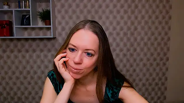 Snapshot of GloriaSi_ chatting on 10-23-25, 04:34 GloriaSi online show from 10-23-25, 04:34