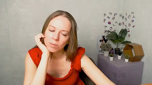 Snapshot of GloriaSi_ chatting on 11-21-25, 05:33 GloriaSi online show from 11-21-25, 05:33