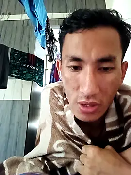 Snapshot of your_chiru chatting on 10-22-25, 03:40 your chiru online show from 10-22-25, 03:40