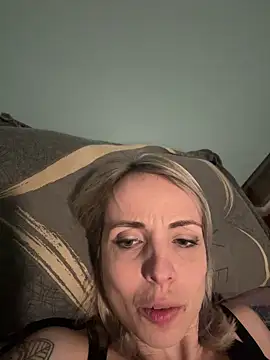 Annelibre online show from 02-18-25, 10:14