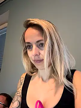 Annelibre online show from 10-04-25, 06:00