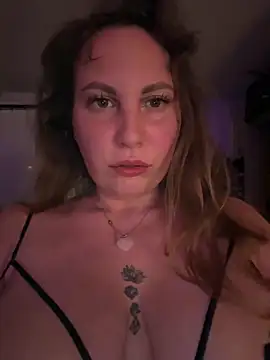 Snapshot of Yanacool007 chatting on 01-04-25, 07:13 Yanacool007 online show from 01-04-25, 07:13