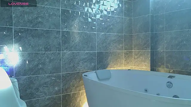 mikoto urab online show from 12-15-25, 08:46