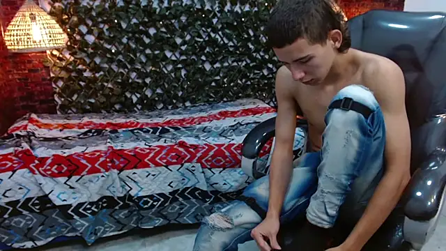 Snapshot of JackSwan18 chatting on 01-22-25, 07:13 JackSwan18 online show from 01-22-25, 07:13