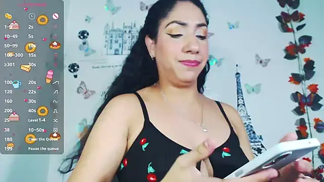 Snapshot of Alisxon4u chatting on 11-09-25, 02:54 Alisxon4u online show from 11-09-25, 02:54