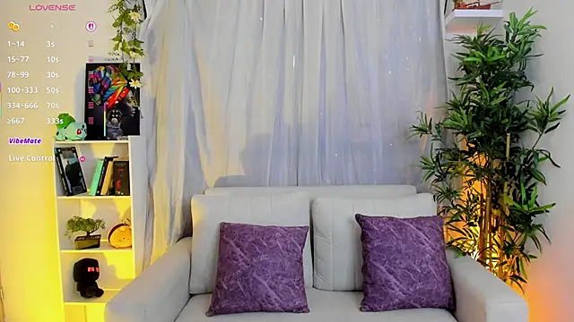 natty romanof 18 online show from 06-19-26, 11:47