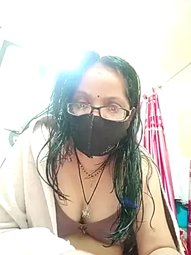 Snapshot of heenage chatting on 03-22-25, 08:51 heenage online show from 03-22-25, 08:51