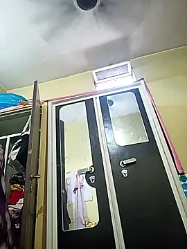 Snapshot of heenage chatting on 10-06-25, 05:16 heenage online show from 10-06-25, 05:16