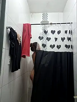 luuhcat09 online show from 11-17-25, 09:53