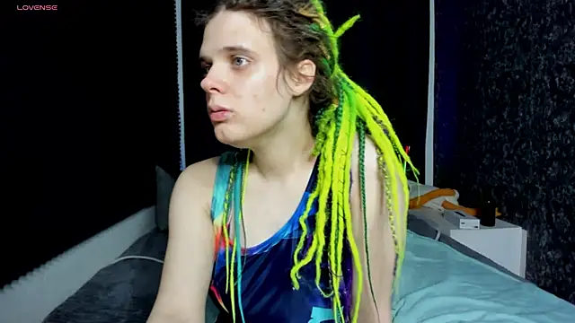 KIKI Krash online show from 01-10-26, 11:01