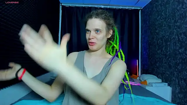 KIKI Krash online show from 01-16-26, 10:19