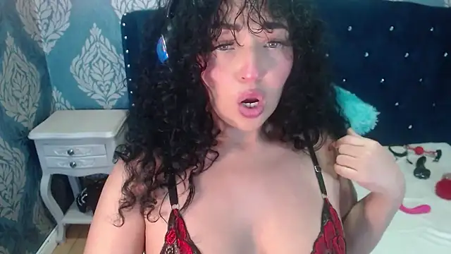 Snapshot of Sofiacowperx chatting on 06-18-26, 07:40 Sofiacowperx online show from 06-18-26, 07:40