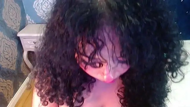 Snapshot of Sofiacowperx chatting on 07-26-26, 03:04 Sofiacowperx online show from 07-26-26, 03:04