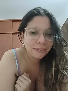 Carliina Soussa online show from 07-15-26, 02:06