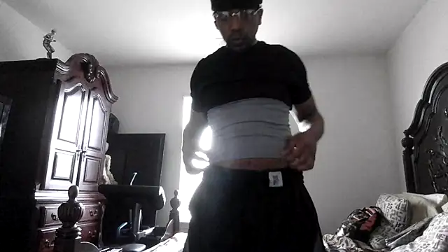 bigboytoy912 online show from 03-12-26, 09:21