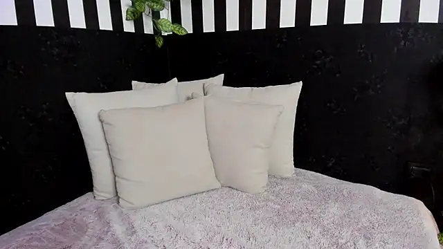 liz goth online show from 07-01-26, 01:56