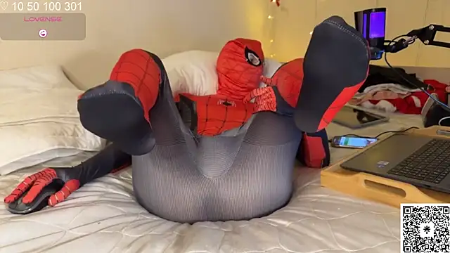 curlyboyy  online show from 02-27-25, 09:47