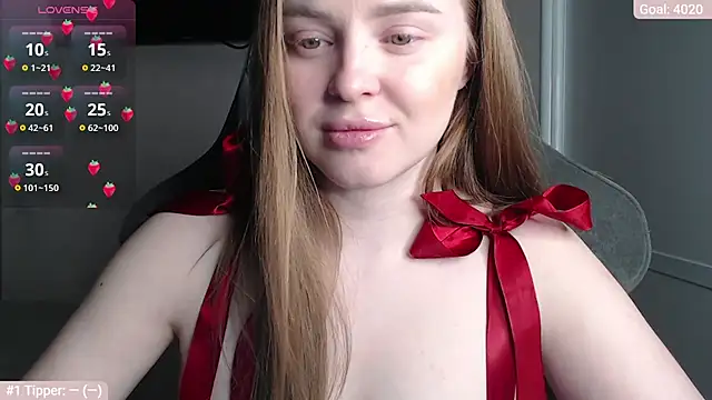 Snapshot of YourBitsy chatting on 04-07-26, 04:13 YourBitsy online show from 04-07-26, 04:13