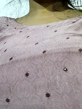 illay love online show from 03-31-26, 10:48