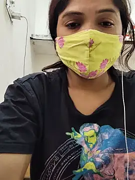 Snapshot of illay_love chatting on 05-16-26, 10:36 illay love online show from 05-16-26, 10:36