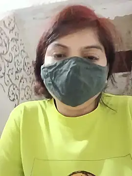 Snapshot of illay_love chatting on 05-19-26, 02:40 illay love online show from 05-19-26, 02:40