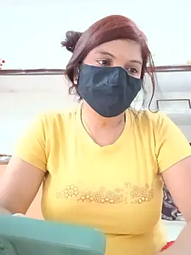 Snapshot of illay_love chatting on 05-21-26, 05:14 illay love online show from 05-21-26, 05:14