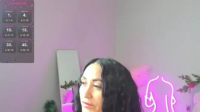 Snapshot of Margaret_Clark_ chatting on 01-10-25, 09:13 Margaret Clark online show from 01-10-25, 09:13