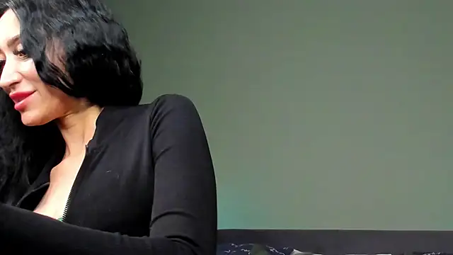 Snapshot of Margaret_Clark_ chatting on 02-16-25, 06:21 Margaret Clark online show from 02-16-25, 06:21