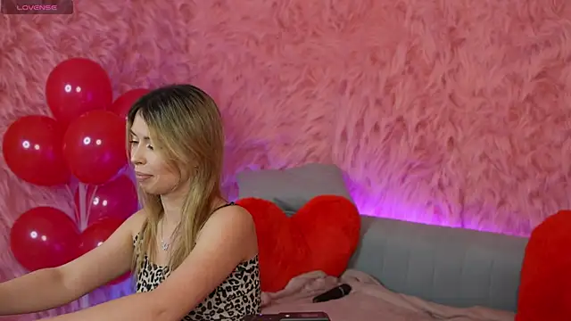 MayaRayy online show from 02-19-26, 09:00