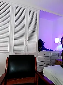 Adel Nesbiit online show from 03-02-26, 07:43