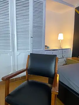 Adel Nesbiit online show from 04-25-26, 07:44