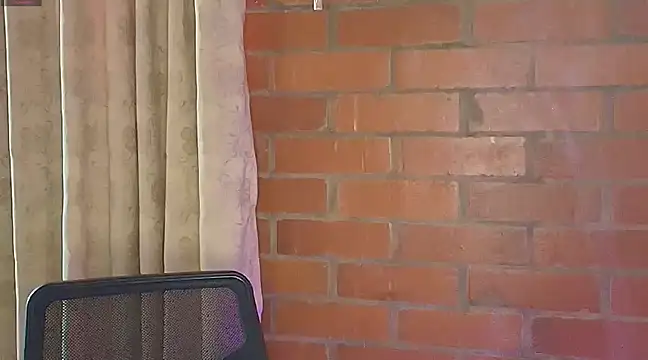 Snapshot of Leandro_valenzuela chatting on 02-04-25, 01:06 Leandro valenzuela online show from 02-04-25, 01:06