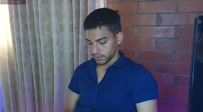 Snapshot of Leandro_valenzuela chatting on 02-12-25, 05:58 Leandro valenzuela online show from 02-12-25, 05:58