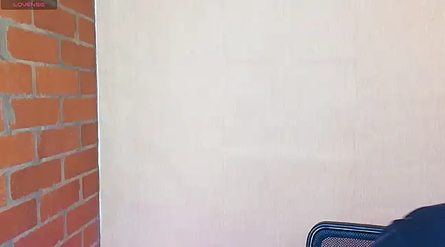 Snapshot of Leandro_valenzuela chatting on 02-24-25, 10:03 Leandro valenzuela online show from 02-24-25, 10:03