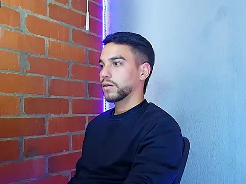 Snapshot of Leandro_valenzuela chatting on 09-16-25, 08:54 Leandro valenzuela online show from 09-16-25, 08:54