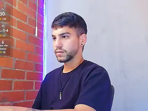 Snapshot of Leandro_valenzuela chatting on 10-28-25, 03:14 Leandro valenzuela online show from 10-28-25, 03:14