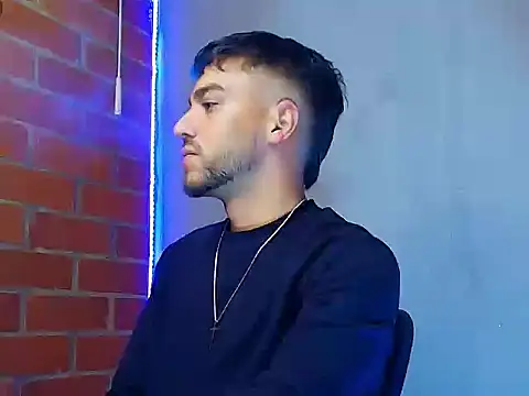 Snapshot of Leandro_valenzuela chatting on 11-15-25, 05:16 Leandro valenzuela online show from 11-15-25, 05:16