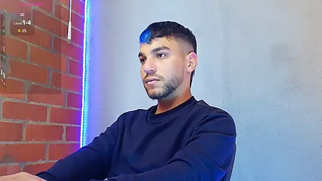 Snapshot of Leandro_valenzuela chatting on 11-18-25, 07:07 Leandro valenzuela online show from 11-18-25, 07:07