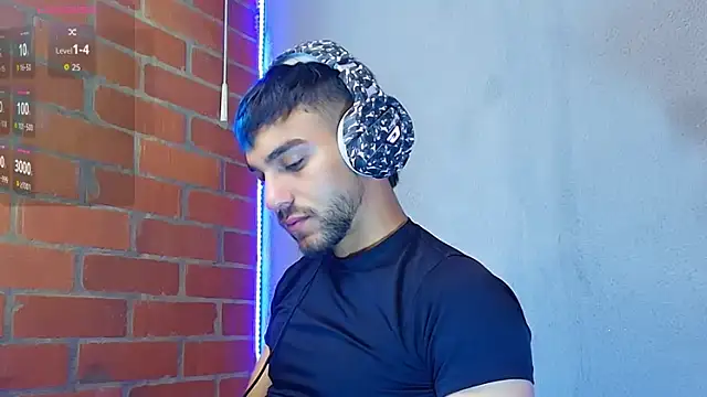 Snapshot of Leandro_valenzuela chatting on 11-20-25, 04:29 Leandro valenzuela online show from 11-20-25, 04:29